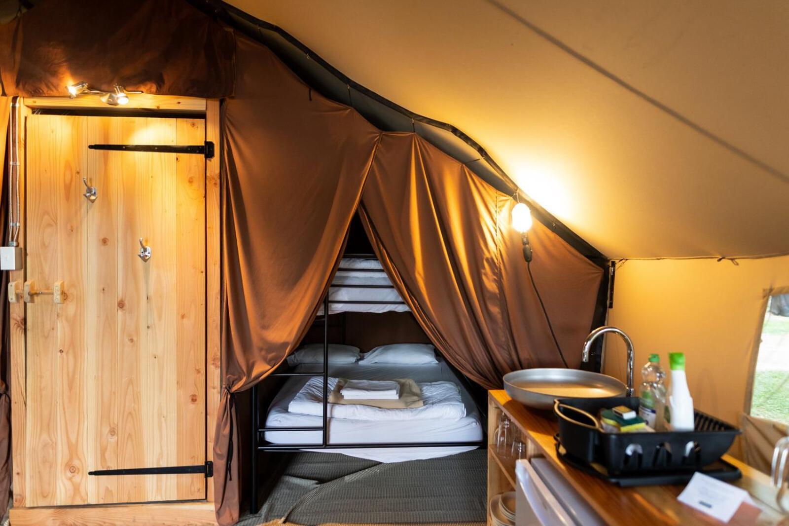Huttopia White Mountains Albany Экстерьер фото