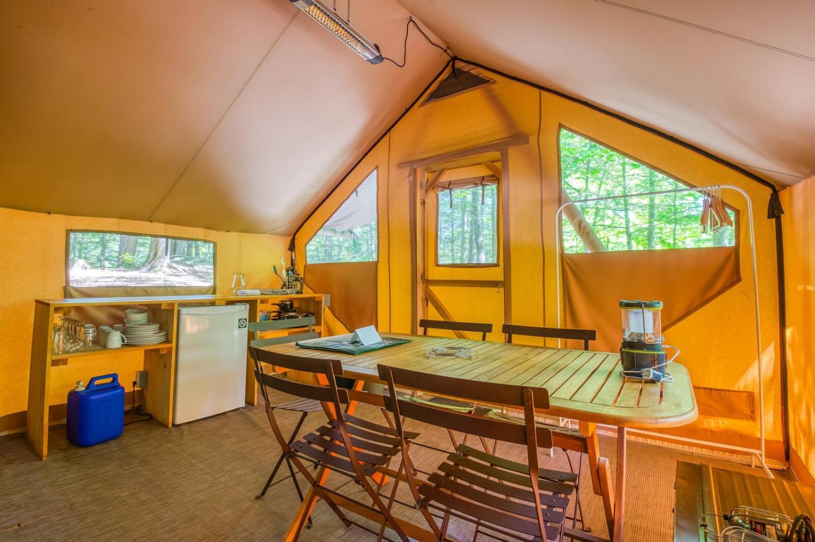Huttopia White Mountains Albany Экстерьер фото