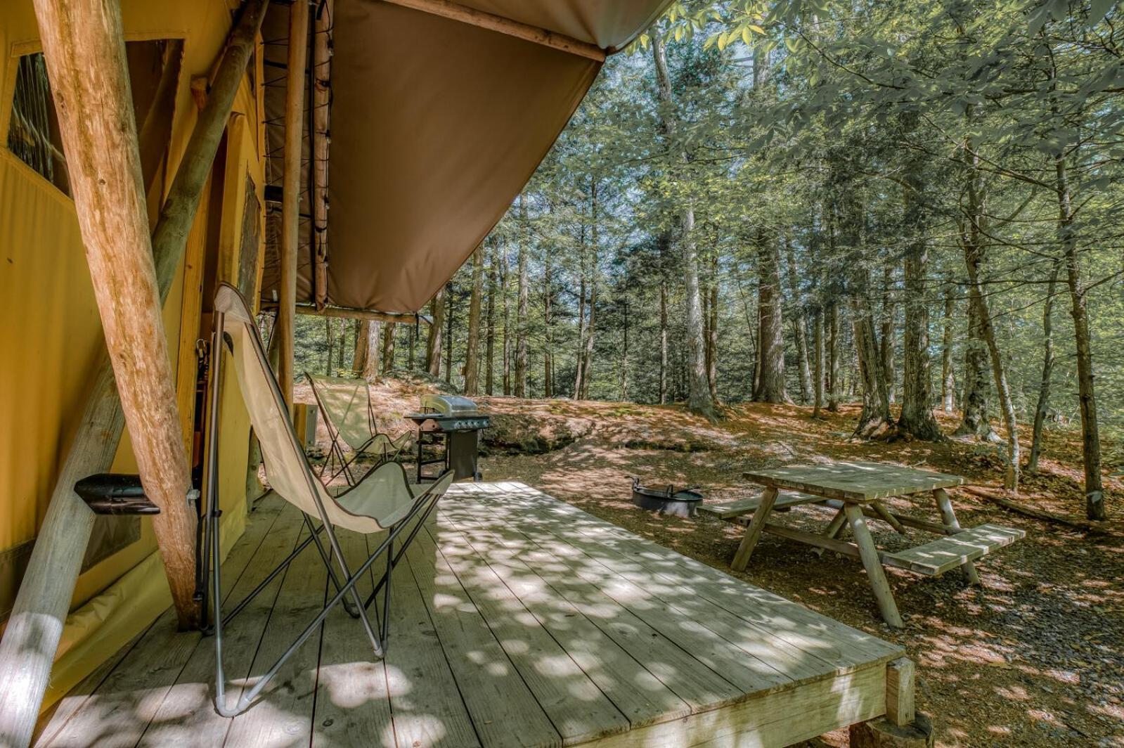 Huttopia White Mountains Albany Экстерьер фото