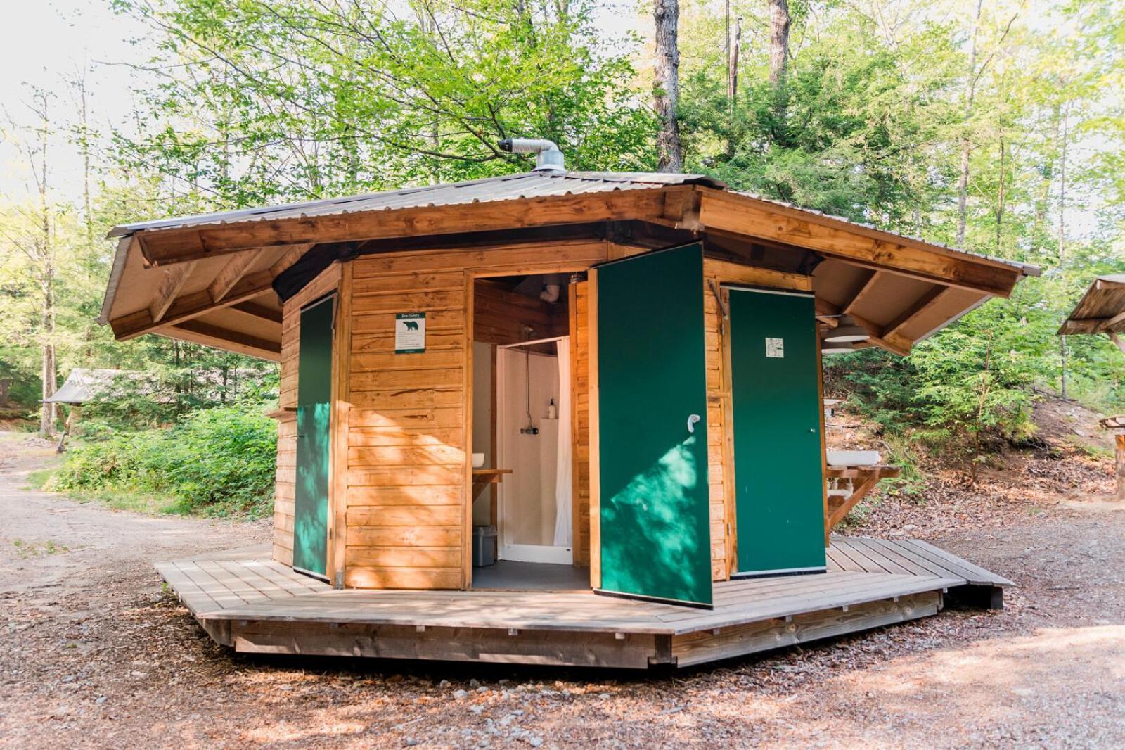 Huttopia White Mountains Albany Экстерьер фото
